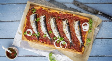 Tarte fine de sardines pimentées