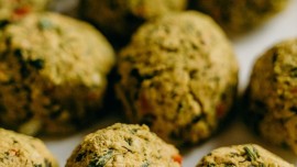 Boulettes de lentilles vertes façon falafels